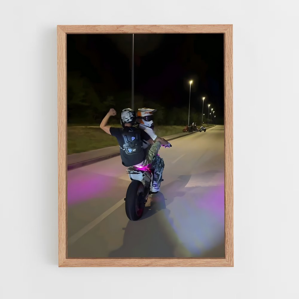 Poster Nuit Sauvage – affiche Husqvarna (vue 4)